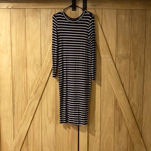Navy blue/white striped body-con dress